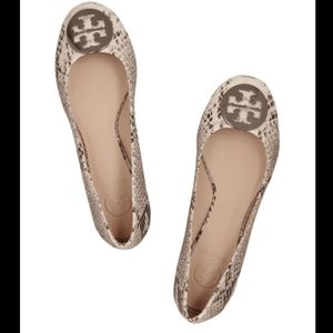 Tory Burch Reva Snake-Effect Leather Ballet Flats in Animal Print size 6
